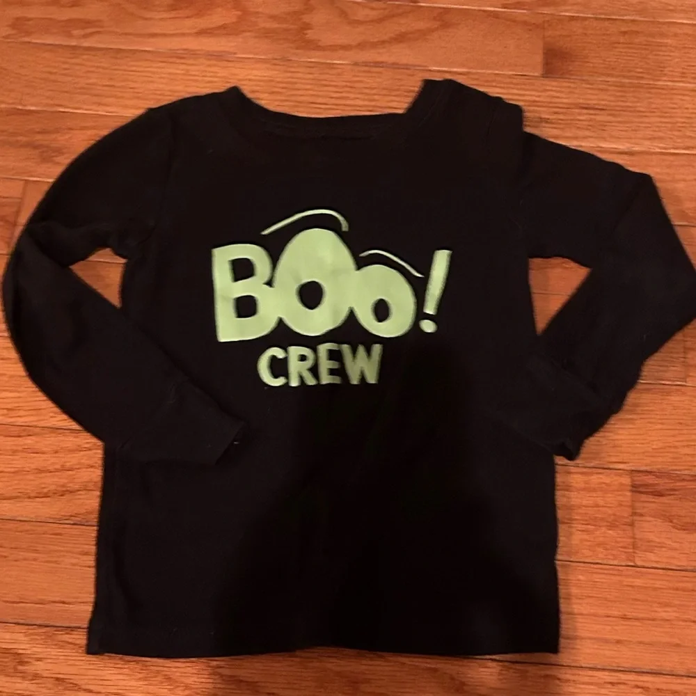 5/$20 Old Navy Toddler Boo Crew Glow in the dark Long sleeve shirt sz 4T